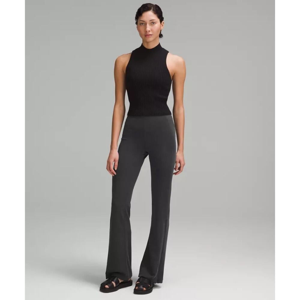 Lululemon Ribbed Softstreme Flared Pant
Regular